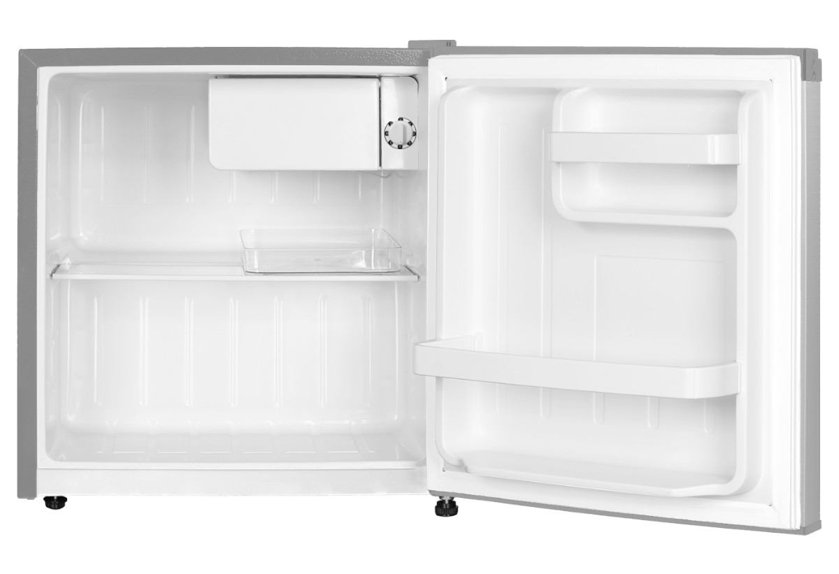 Στην εικόνα απεικονίζεται το mini bar με ανοιχτή πόρτα.